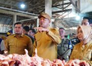 Bupati Syah Afandin Sidak Pasar Baru Stabat, Pastikan Harga Sembako Terkendali Jelang Idul Fitri