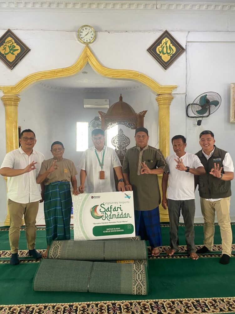 PT Angkasa Pura Indonesia Regional III Salurkan Bantuan Untuk Dua Masjid di Beringin