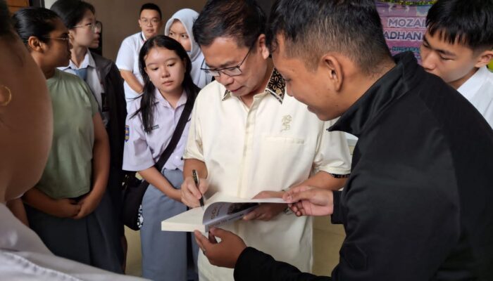 Road Show ke Kisaran dan Tanjung Balai, Sofyan Tan Motivasi Siswa Dengan Dialog Kebangsaan