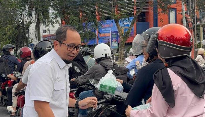 Hangatkan Suasana Berbuka, PGN Area Medan Bagikan 100 Paket Takjil