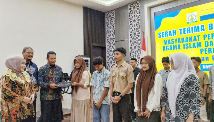 Rakyat Perlis Salurkan Bantuan Pendidikan Untuk Generasi Muda Aceh