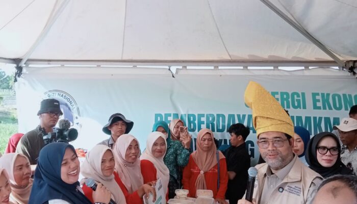 Direktur Badan Gizi Nasional Apresiasi Produk Olahan UMKM Mumtaza Desa Pematang Biara