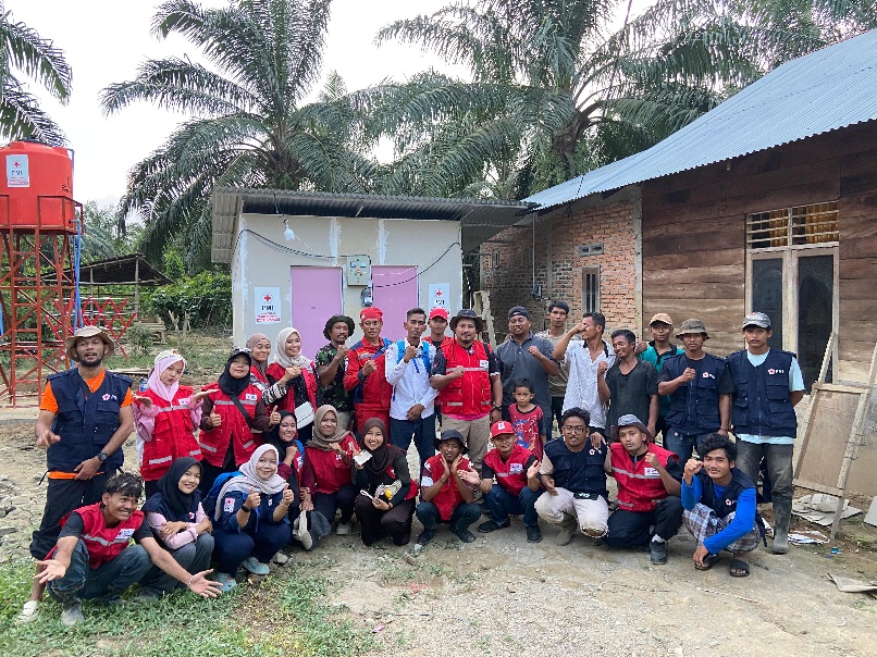 PMI Aceh Tamiang Resmikan Pembangunan MCK Dan Sumur Bor