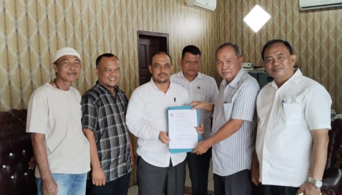 DPC KSPSI 1973 Aceh Tenggara Serahkan SK Kepengurusan ke Disdagprinaker