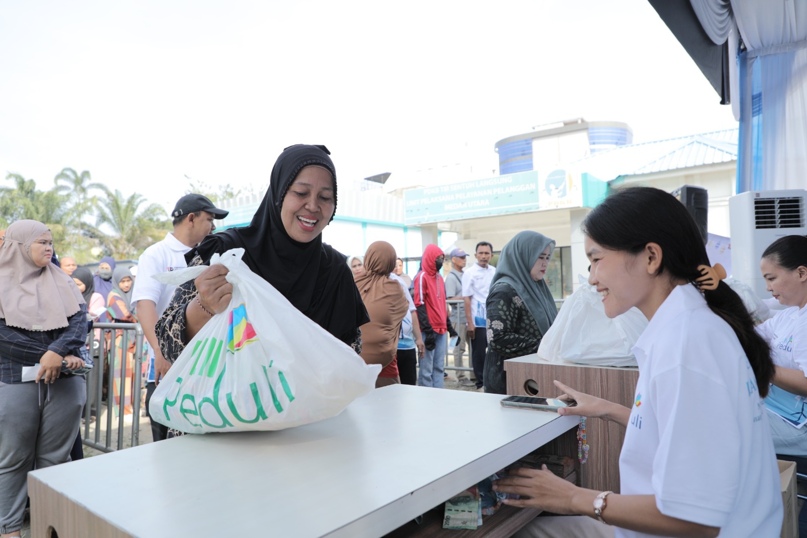 Terang Berkah Ramadan 1447 H, PLN UID Sumut Gelar Pasar Murah