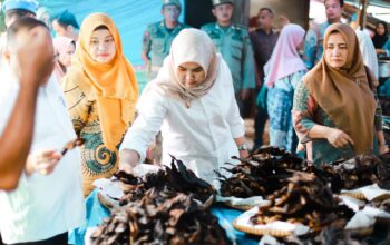 Wabup Madina Tindaklanjuti Pesan Presiden untuk Pantau Harga Sembako