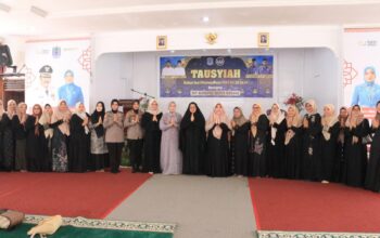 Tausyiah Ramadan Korpri Binjai Dorong Spiritualitas Aparatur, Infaq Disalurkan ke Masyarakat Kurang Mampu