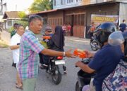 Vihara Bhaisajyaguru Buddha Bagikan 300 Paket Takjil Di Medan Petisah