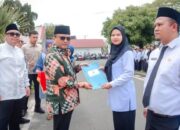 Wali Kota P.Sidimpuan Serahkan SK Perpanjangan Perjanjian Kerja 259 PPPK