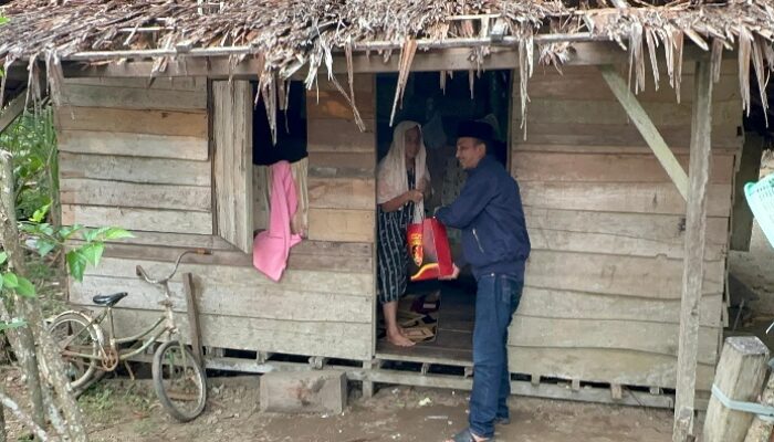 Sat Reskrim Polres Abdya Hadirkan Wajah Humanis Polri Di Bulan Ramadan