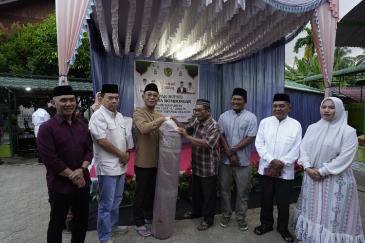 Tingkatkan Hasil Tani Rakyat, Bupati Tapsel Kenalkan Varietas Padi Gama Gora