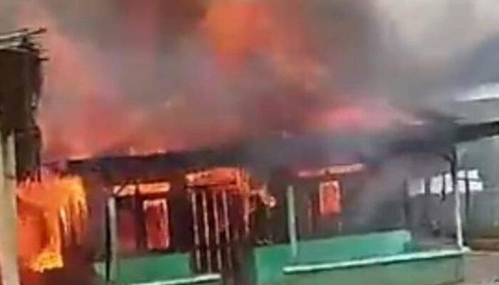 Rumah Terbakar, Pasutri Tewas Berpelukan