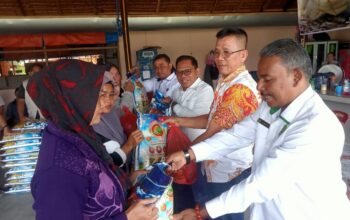 Yayasan Purnama Satya Dharma Bagikan 260 Paket Sembako Sambut Idul Fitri 1447 H