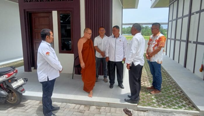 Pembimas Buddha Kemenag Sumut Kunjungi Vihara Cittabala Manggala Pantai Labu