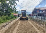 Jelang Lebaran, Dinas PUPR Agara Rampungkan Perbaikan Jalan, Warga Ucapkan Terima Kasih