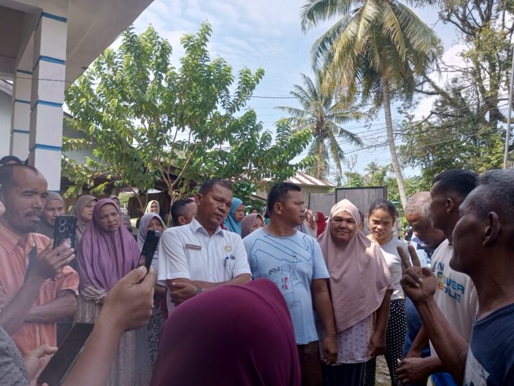 Masyarakat Kecewa, Warga Sibuluan Nauli Datangi Kantor Lurah
