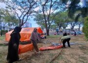 Korban Banjir Dirikan Tenda di Kantor Bupati Bireuen, Tuntut Tempat Tinggal yang Layak