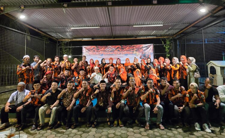 Tebar Kebaikan Bulan Ramadhan, PP Nagan Raya Bagikan Takjil Gratis dan Santuni Anak Yatim