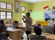 Pulihkan Pembelajaran Pascabanjir, Dosen FKIP Unsam Implementasikan Modul Mitigasi Bencana Di Manyak Payed