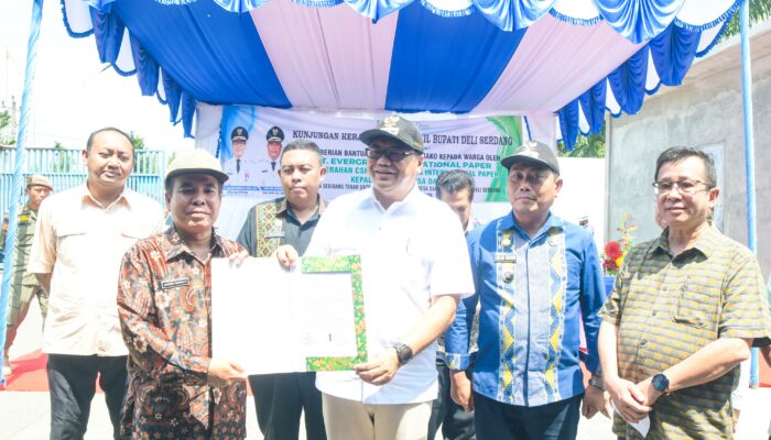 Bupati dan Wabup Deliserdang Salurkan Bantuan 1.800 Paket Sembako PT Evergreen International