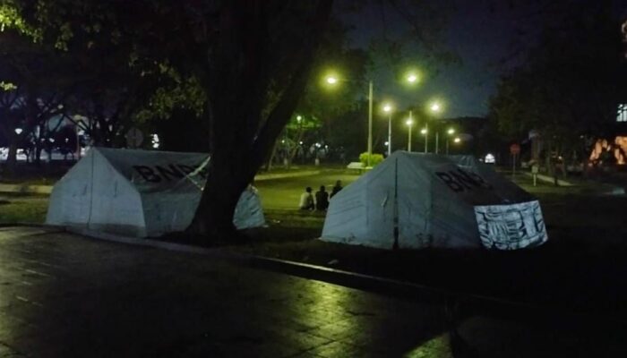 Tuntut Kepastian DTH dan Jadup, ‎Pengungsi di Kantor Bupati Bireuen Bertambah‎‎