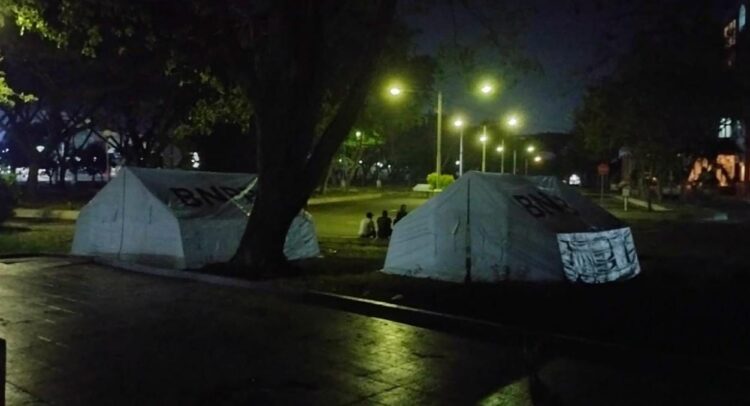 Tuntut Kepastian DTH dan Jadup, ‎Pengungsi di Kantor Bupati Bireuen Bertambah‎‎