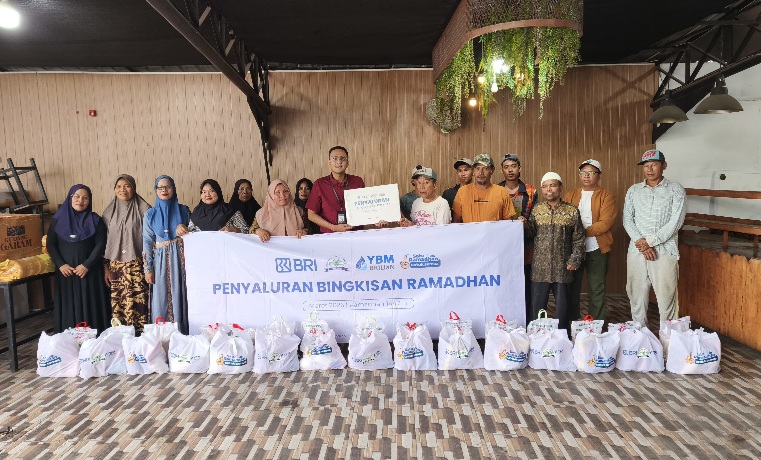 BRI BO Tanjungbalai Salurkan Sembako Ramadhan