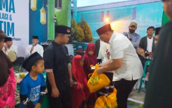 Dahnil Ginting Bersama Ikatan Pelajar Al Washliyah Sumut Buka Puasa Bersama dan Santuni Anak Yatim