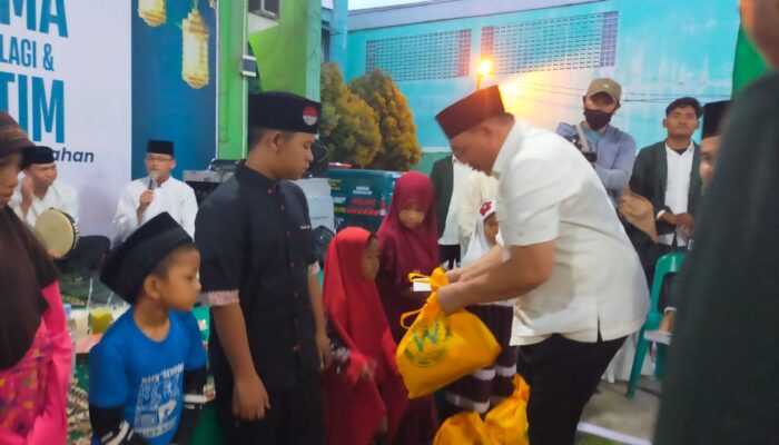Dahnil Ginting Bersama Ikatan Pelajar Al Washliyah Sumut Buka Puasa Bersama dan Santuni Anak Yatim