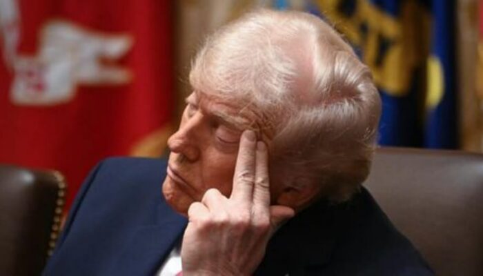 Pakar Universitas Chicago Sebut Trump Putus Asa Hadapi Iran