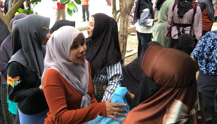 Menteri Imigrasi Dan Pemasyarakatan Salurkan Bakti Sosial di Ponpes Mazilah Deliserdang