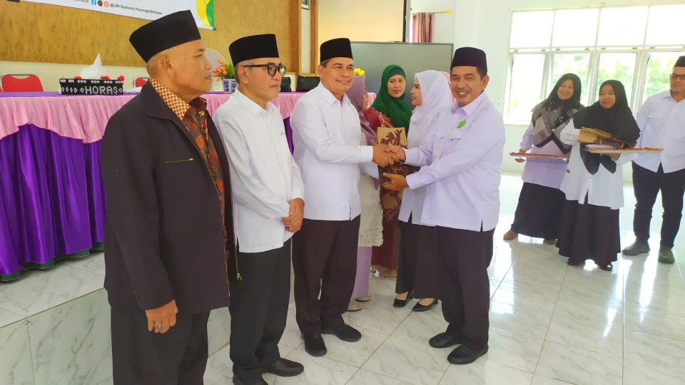 Prof Dr Sumper Mulia Harahap Bertekad Perkuat Ma’had Al-Jami’ah UIN Syahada P.Sidimpuan