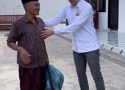 Perkuat Kepedulian Sosial, Kadin Aceh Tenggara Salurkan 150 Paket Lebaran ke Betor dan Pengurus Masjid