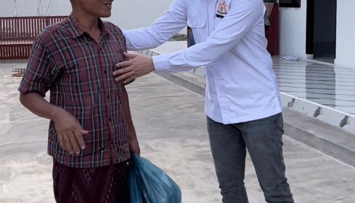Perkuat Kepedulian Sosial, Kadin Aceh Tenggara Salurkan 150 Paket Lebaran ke Betor dan Pengurus Masjid
