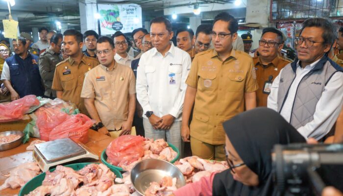 Pantau Pasar Jelang Idulfitri, Wali Kota Medan Pastikan Stok Aman Dan Harga Stabil