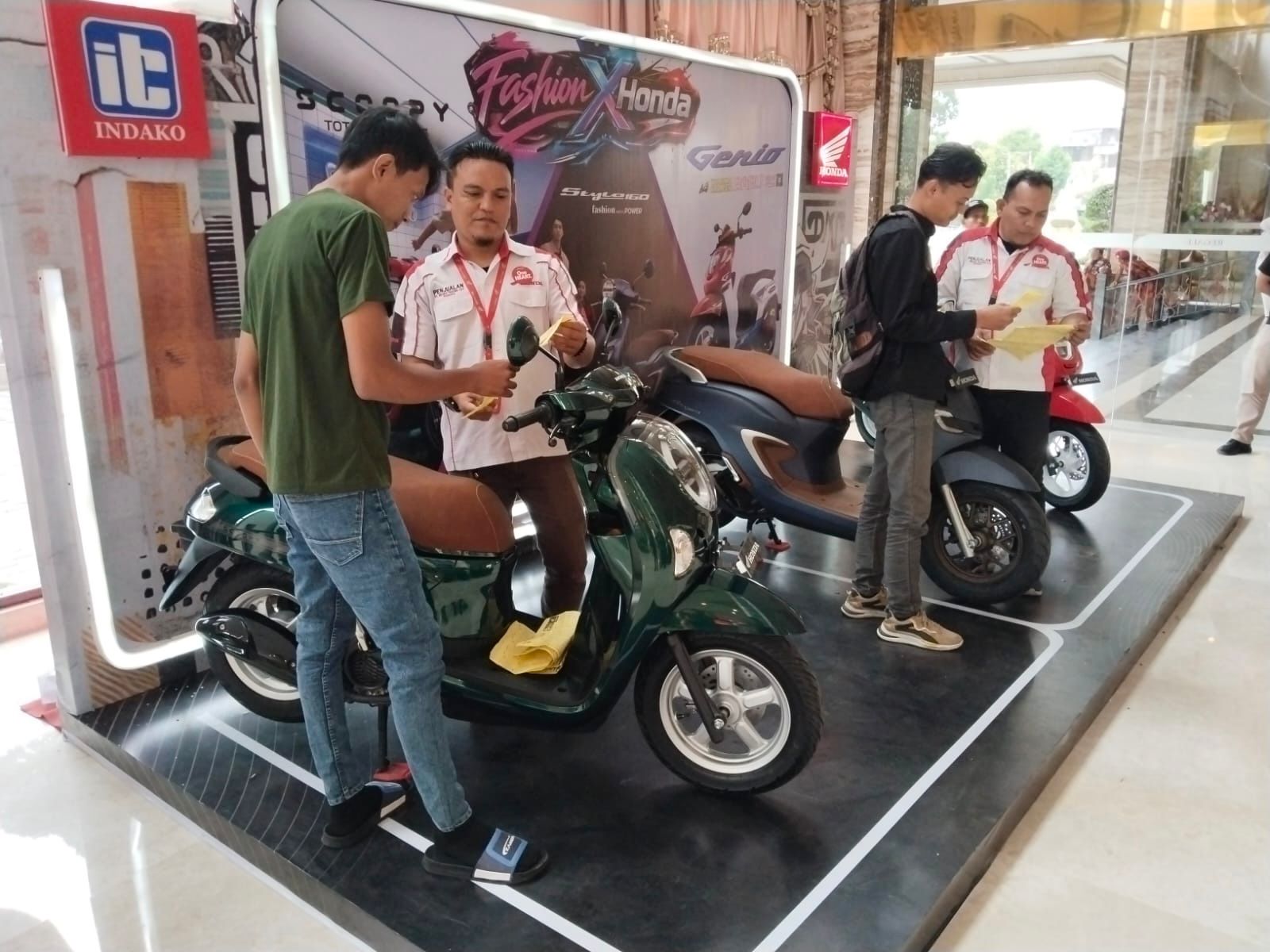 Fashion X Honda Hidupkan Antusias Pecinta Skutik Stylish Di Medan