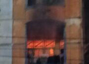 Ruko Berlantai Tiga Di Samping Mall Suzuya Langsa Terbakar
