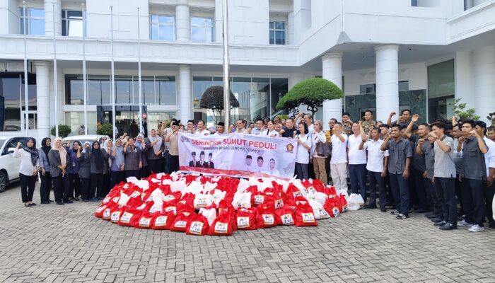 Jelang Idul Fitri, DPD Gerindra Sumut Bagikan 500 Sembako ke CS dan Security di Instansi Pemerintahan