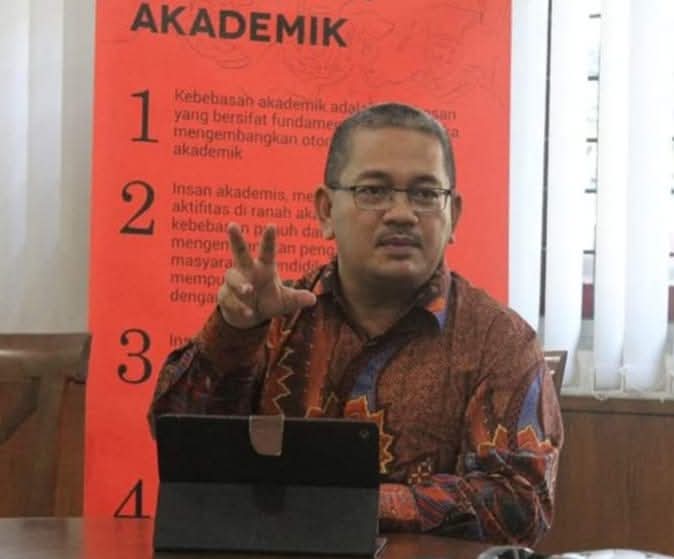 Pemimpin Yang Mendengar