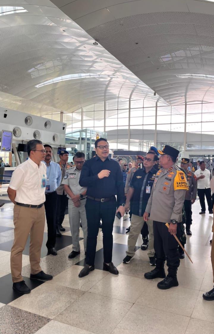 Kapolda Sumut Didampingi Kakan Otband Wilayah II Medan Tinjau KNIA, Pastikan Keamanan Arus Mudik Lebaran Berjalan Lancar