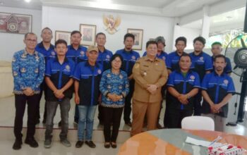 Bupati Vandiko Terima Audensi Pengurus SPSI Samosir