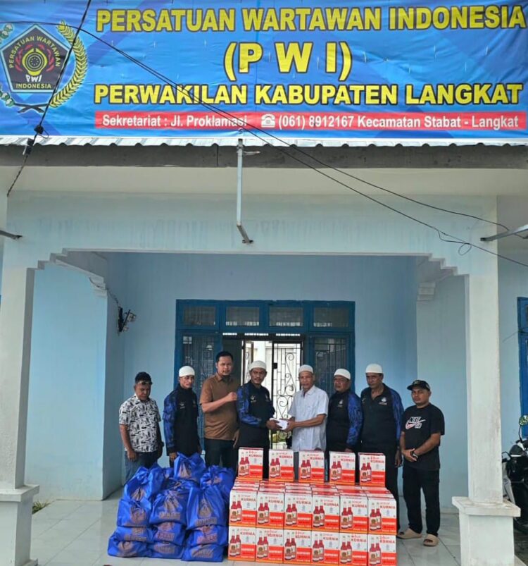 Sambut Idulfitri 1447 H, Ricky Anthony Berbagi Bingkisan Kepada Ratusan Wartawan Langkat dan Sumut