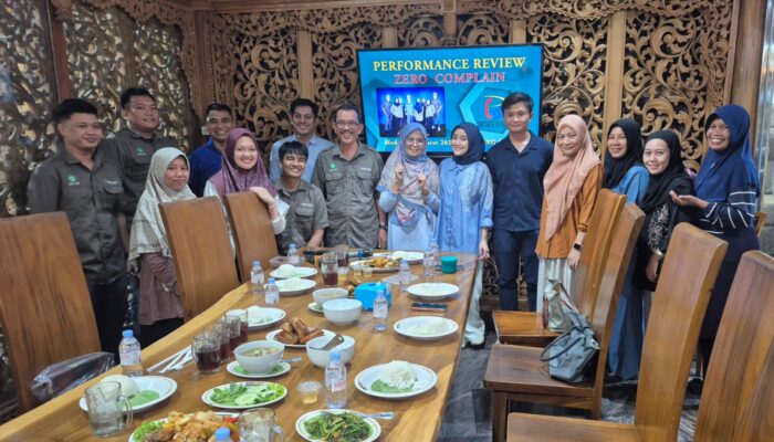 Pimpinan Dan Keluarga Besar Perdana Mandiri Buka Puasa Bersama