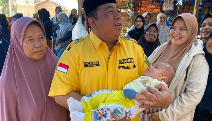 Ketum PP AMPG Tabalkan Nama Bahlil Barkah Al Idrus kepada Bayi yang Lahir di Tenda Pengungsian Aceh Tamiang