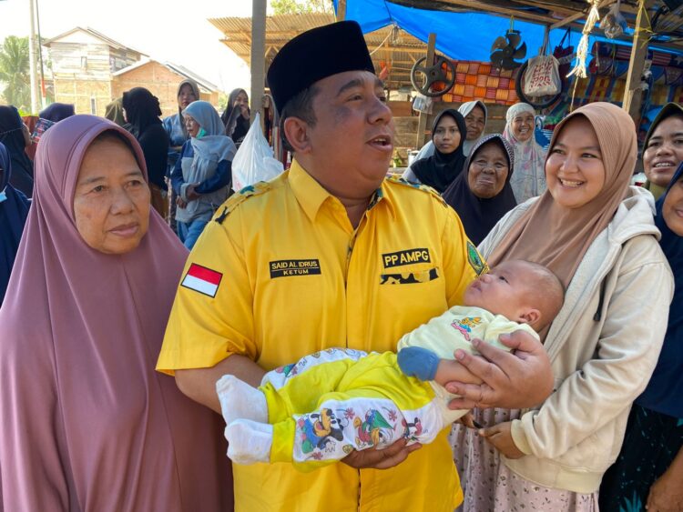 Ketum PP AMPG Tabalkan Nama Bahlil Barkah Al Idrus kepada Bayi yang Lahir di Tenda Pengungsian Aceh Tamiang