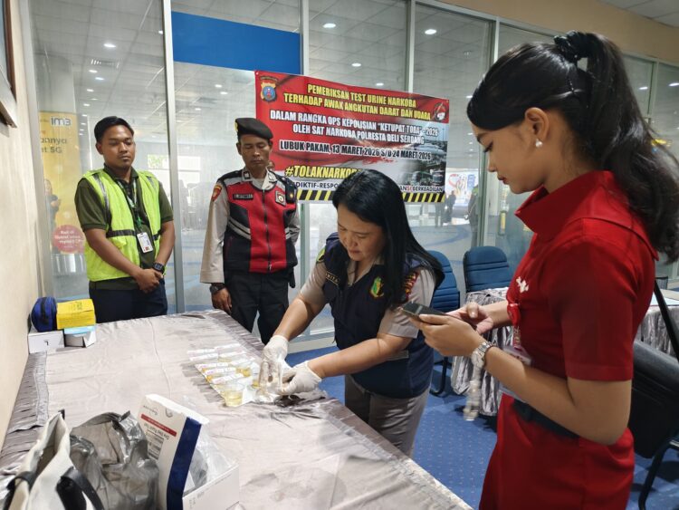 Pilot, Awak Pesawat dan Sopir Angkutan Darat di Bandara Kualanamu Tes Urine