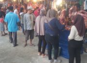 Warga Brandan Berduyun-duyun ke Pasar Tradisional 