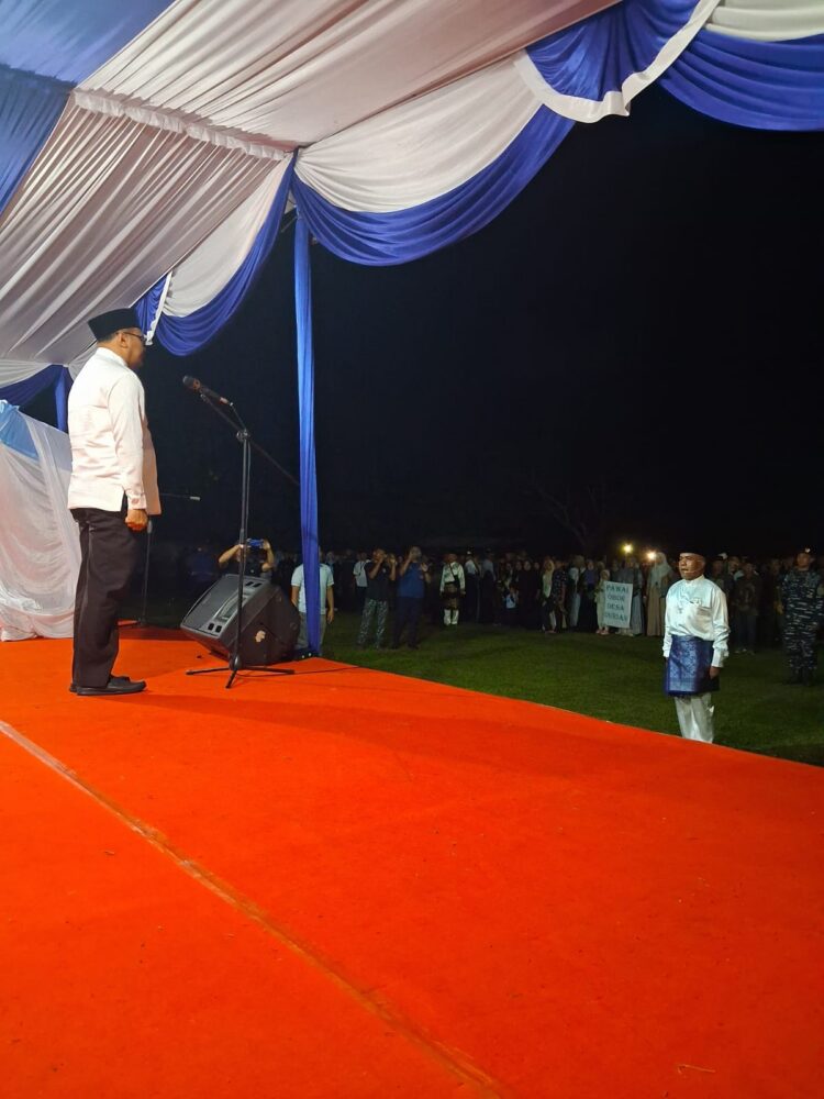 Asri Ludin Tambunan Lepas 1447 Peserta Pawai Takbiran Pemkab Deliserdang di Pantai Labu