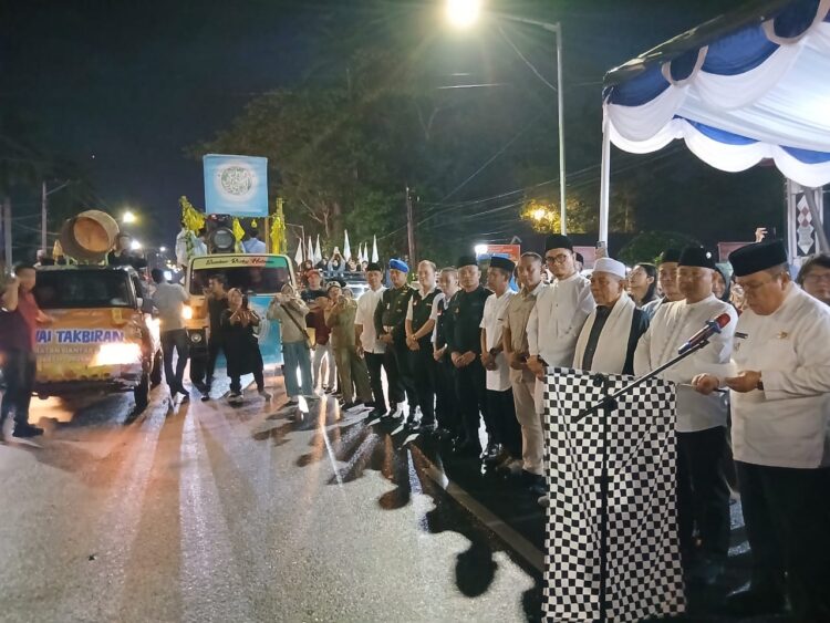 Pawai Takbir Keliling Semarakkan Malam Lebaran di Pematangsiantar