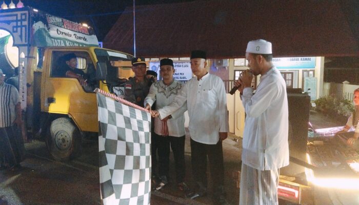 Meriahkan Idul Fitri, Camat Husaini Lepas Pawai Takbir Keliling Darul Kamal